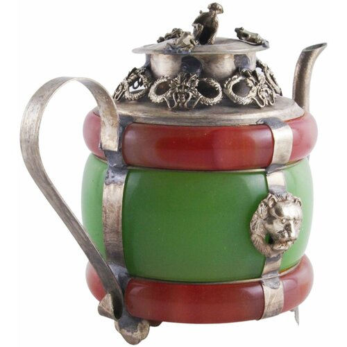 Декоративный чайник в традиционном восточном стиле. Агат, нефрит, металл, прочеканка. Китай, вторая половина XX века. 7400р